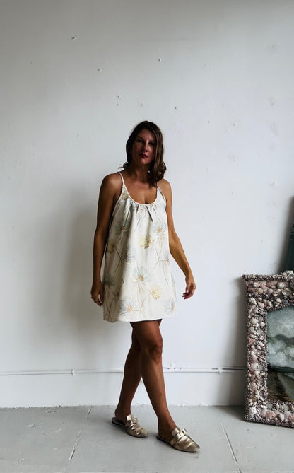THE CASTELLO SHORTY (vintage fabric) champagne floral